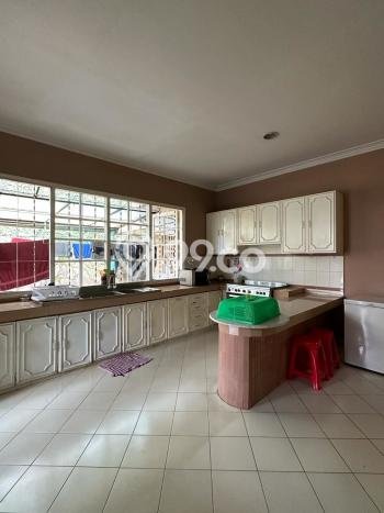 Hunian Eksklusif Siap Huni LT 2120m2 di Ciputat, Tangerang Selatan Hunian Eksklusif Siap Huni LT 2120m2 di Ciputat, Tangerang Selatan