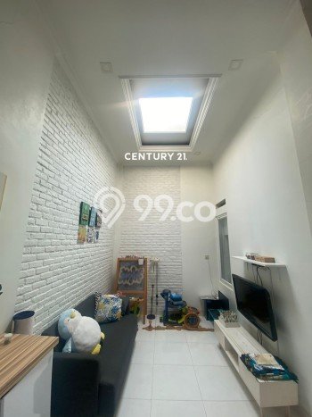 Rumah Modern Minimalis 2 KT Bisa Langsung Pindah di Ciputat Rumah Modern Minimalis 2 KT Bisa Langsung Pindah di Ciputat