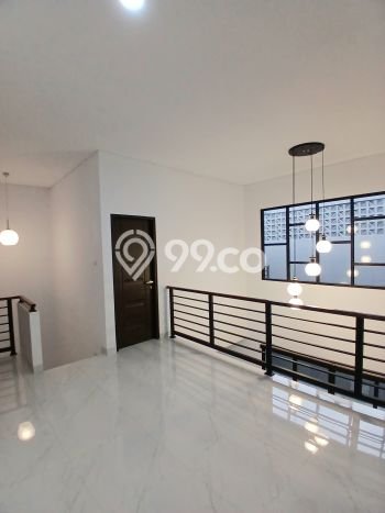 Rumah Luxury Modern Siap Huni di Bintaro Tangerang Selatan Rumah Luxury Modern Siap Huni di Bintaro Tangerang Selatan