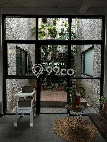 Rumah Elit LB 255m2 Siap Huni Desain Elegan di Cirendeu, Jakarta Selatan Rumah Elit LB 255m2 Siap Huni Desain Elegan di Cirendeu, Jakarta Selatan