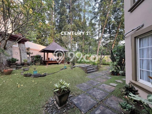 Siap Huni Rumah Mewah 5 Kamar di Karawaci Dekat ke Mana Pun Siap Huni Rumah Mewah 5 Kamar di Karawaci Dekat ke Mana Pun