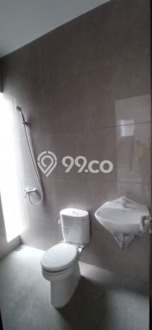 Siap Huni Rumah Mewah 4 Kamar di BSD Dekat ke Mana Pun Siap Huni Rumah Mewah 4 Kamar di BSD Dekat ke Mana Pun