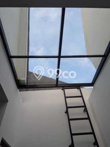 Jual Rumah Mewah Elegan Dengan View Cantik di Bintaro, Tangerang Selatan Jual Rumah Mewah Elegan Dengan View Cantik di Bintaro, Tangerang Selatan