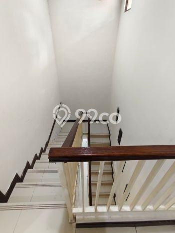 Rumah Elit Modern Siap Huni di Bintaro Tangerang Selatan Rumah Elit Modern Siap Huni di Bintaro Tangerang Selatan