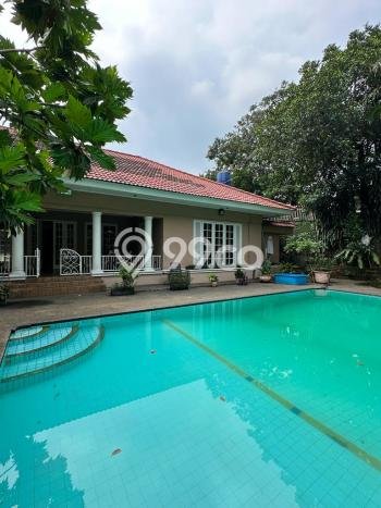 For Sale Rumah Mewah Exclusive di Ciputat, Tangerang Selatan For Sale Rumah Mewah Exclusive di Ciputat, Tangerang Selatan