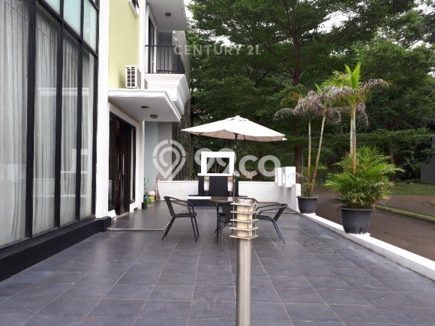 Dijual Rumah Luas Megah Dengan View Eksklusif di BSD City, Tangerang Dijual Rumah Luas Megah Dengan View Eksklusif di BSD City, Tangerang
