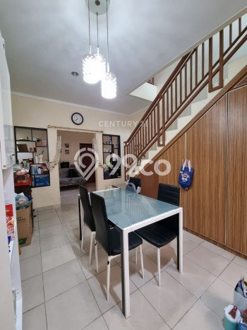 Dijual Rumah Eksklusif 4 KT di Graha Raya, Tangerang Dijual Rumah Eksklusif 4 KT di Graha Raya, Tangerang