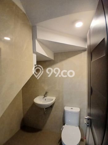 Rumah Luxury Modern Siap Huni di Bintaro Tangerang Selatan Rumah Luxury Modern Siap Huni di Bintaro Tangerang Selatan