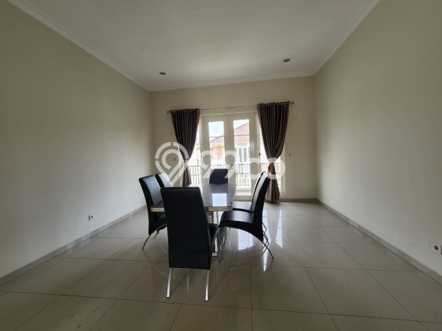 For Sale Rumah Mewah Exclusive di Sindang Jaya, Tangerang For Sale Rumah Mewah Exclusive di Sindang Jaya, Tangerang