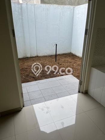Rumah Minimalis 3 KT di Suvarna Sutera Tangerang Semi Furnished Rumah Minimalis 3 KT di Suvarna Sutera Tangerang Semi Furnished