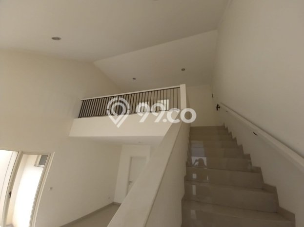 Dijual Hunian Rumah Nyaman 4 KT di Suvarna Sutera, Tangerang Dijual Hunian Rumah Nyaman 4 KT di Suvarna Sutera, Tangerang