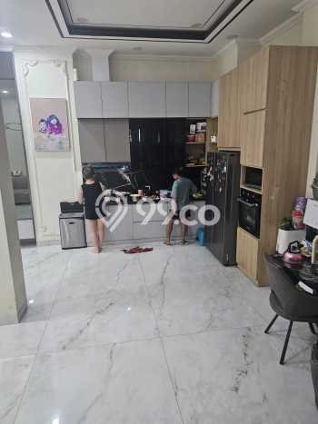Hunian Super Elit dengan Akses Paling Strategis di Pluit, Jakarta Utara Hunian Super Elit dengan Akses Paling Strategis di Pluit, Jakarta Utara