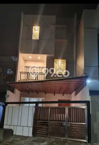 Dijual Rumah Mewah Exclusive di Cengkareng, Jakarta Barat Dijual Rumah Mewah Exclusive di Cengkareng, Jakarta Barat