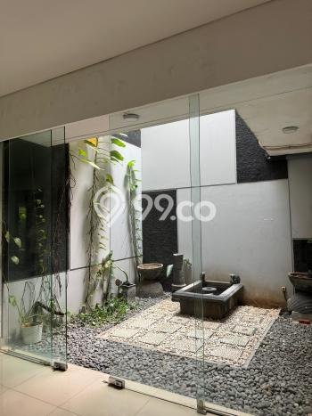 Rumah Mewah LB 300m2 Siap Huni Desain Elegan di Joglo, Jakarta Barat Rumah Mewah LB 300m2 Siap Huni Desain Elegan di Joglo, Jakarta Barat