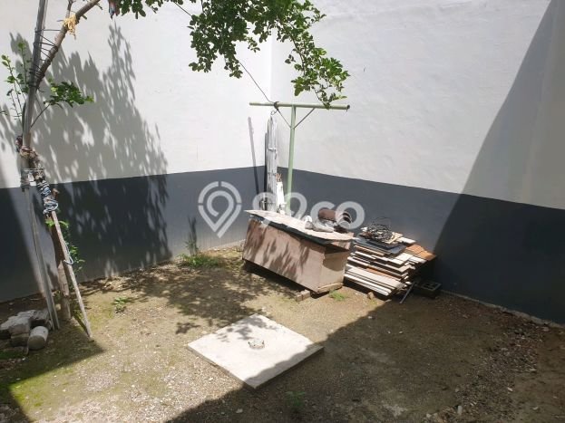 Rumah Modern Minimalis 3 Kamar Bisa Langsung Pindah di Taman Rumah Modern Minimalis 3 Kamar Bisa Langsung Pindah di Taman
