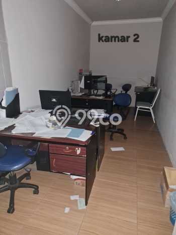 Rumah sewa siap pakai 5 Kamar Tidur di Darmo permai, Surabaya Rumah sewa siap pakai 5 Kamar Tidur di Darmo permai, Surabaya