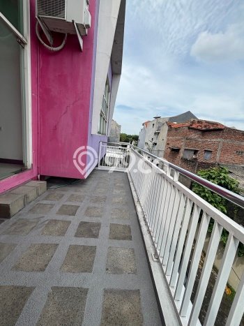 Rumah Modern Minimalis 3 KT Bisa Langsung Pindah di Jambangan Rumah Modern Minimalis 3 KT Bisa Langsung Pindah di Jambangan
