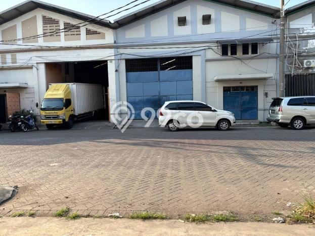 Gudang Lokasi Strategis Kawasan Gedangan, Luas 330m2m², Disewakan, Area Komersial Gudang Lokasi Strategis Kawasan Gedangan, Luas 330m2m², Disewakan, Area Komersial
