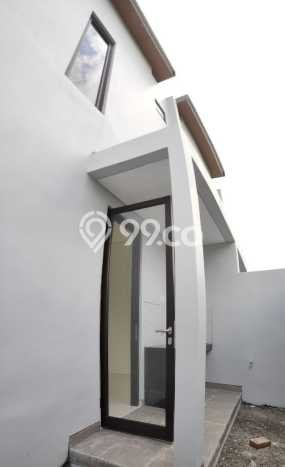 Rumah Strategis Modern Lb 60m2 di Waru, Sidoarjo Rumah Strategis Modern Lb 60m2 di Waru, Sidoarjo