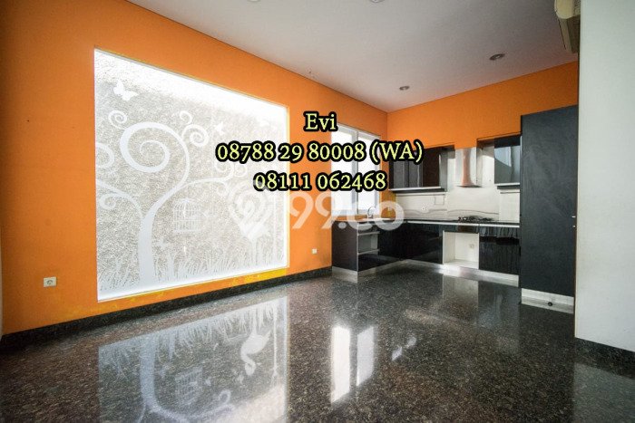 Ready to Use! Luxury House LT 298m2 Desain Elegan di Pondok Indah Ready to Use! Luxury House LT 298m2 Desain Elegan di Pondok Indah