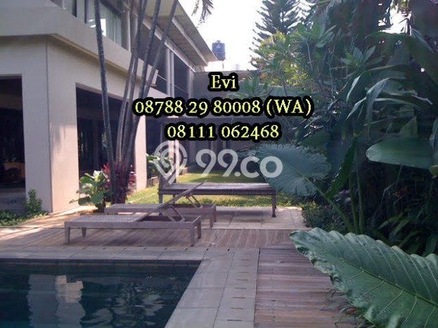 Dijual Rumah Luas Elegan Dengan View Cantik di Kemang, Jakarta Selatan Dijual Rumah Luas Elegan Dengan View Cantik di Kemang, Jakarta Selatan