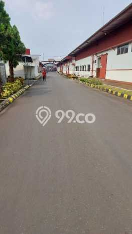 KAWASAN KOMERSIAL! Gudang For Rent di Depok I, Luas 2100m², Jalan Utama KAWASAN KOMERSIAL! Gudang For Rent di Depok I, Luas 2100m², Jalan Utama