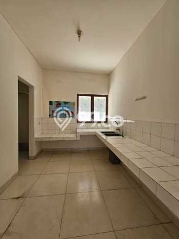 RECOMMENDED! Rumah di Jakarta Garden City, 4 KM, Lokasi Strategis, LT 154m² Bangunan 120m² RECOMMENDED! Rumah di Jakarta Garden City, 4 KM, Lokasi Strategis, LT 154m² Bangunan 120m²