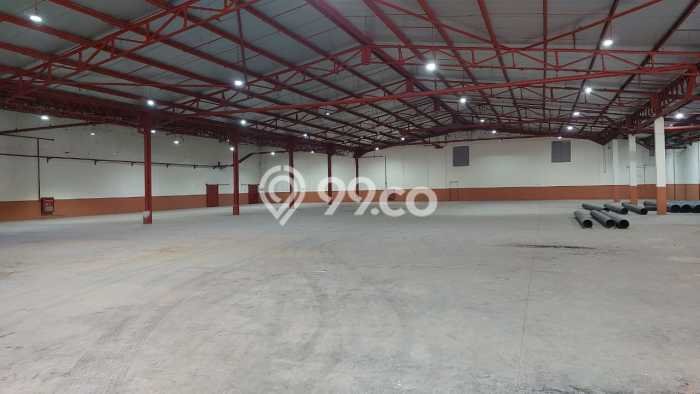 KAWASAN KOMERSIAL! Gudang For Rent di Depok I, Luas 2100m², Jalan Utama KAWASAN KOMERSIAL! Gudang For Rent di Depok I, Luas 2100m², Jalan Utama