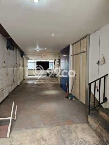 KAWASAN BISNIS! Ruko Kawasan Cipete, Luas 90m², Jalan Utama KAWASAN BISNIS! Ruko Kawasan Cipete, Luas 90m², Jalan Utama