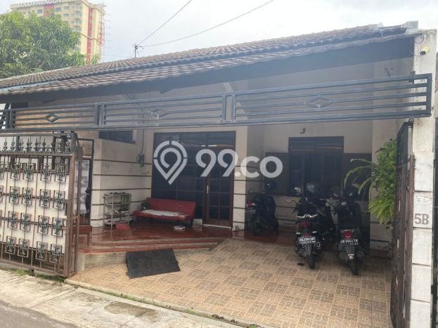 Hunian Impian Keluarga! Rumah 2 Lantai area Mangkubumen, Solo, Luas 198m2m² LB 198m2m² Hunian Impian Keluarga! Rumah 2 Lantai area Mangkubumen, Solo, Luas 198m2m² LB 198m2m²