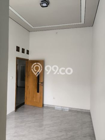Dijual Cepat Rumah Favorit Siap Huni LB 200m2 di Laweyan, Solo Dijual Cepat Rumah Favorit Siap Huni LB 200m2 di Laweyan, Solo