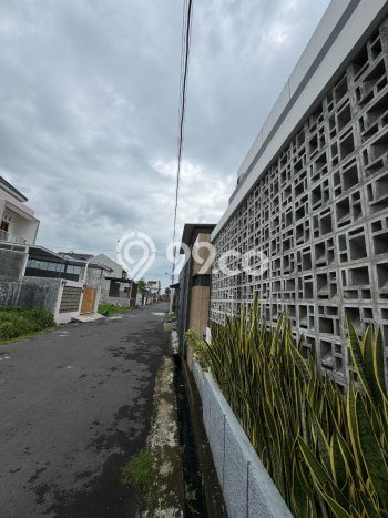 Rumah Strategis Minimalis Lb 173m2 di Gentan, Solo Rumah Strategis Minimalis Lb 173m2 di Gentan, Solo