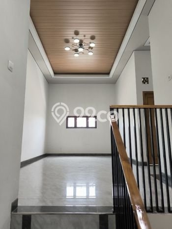 Dijual Cepat Rumah Favorit Siap Huni LB 200m2 di Laweyan, Solo Dijual Cepat Rumah Favorit Siap Huni LB 200m2 di Laweyan, Solo