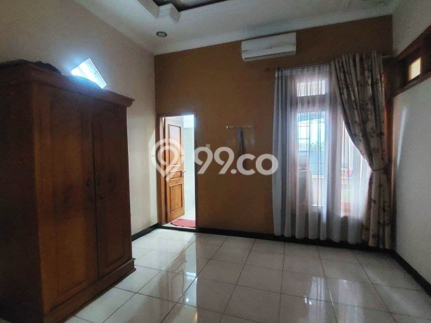 Rumah Modern Cantik 6 Kamar Bisa Langsung Pindah di Colomadu Rumah Modern Cantik 6 Kamar Bisa Langsung Pindah di Colomadu