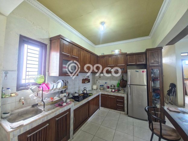 Ruko Dijual Lokasi Emas di Gentan Luas 189m2 Ruko Dijual Lokasi Emas di Gentan Luas 189m2