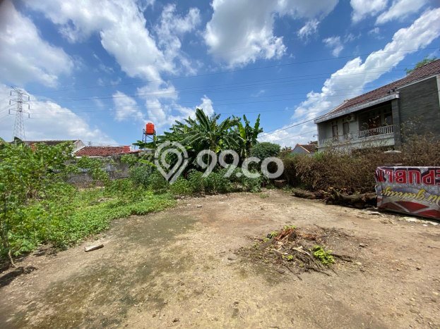 Dijual Tanah di Banjarsari Solo Luas 662m2 SHM Dijual Tanah di Banjarsari Solo Luas 662m2 SHM