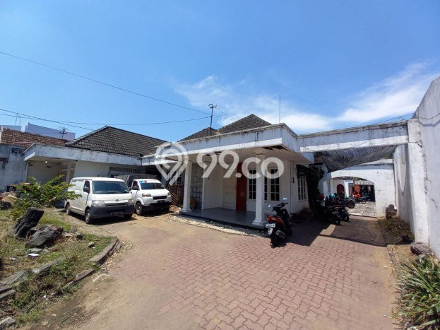 Hot Offer Hunian Premium Ideal dan Luas di Banjarsari, Solo Hot Offer Hunian Premium Ideal dan Luas di Banjarsari, Solo