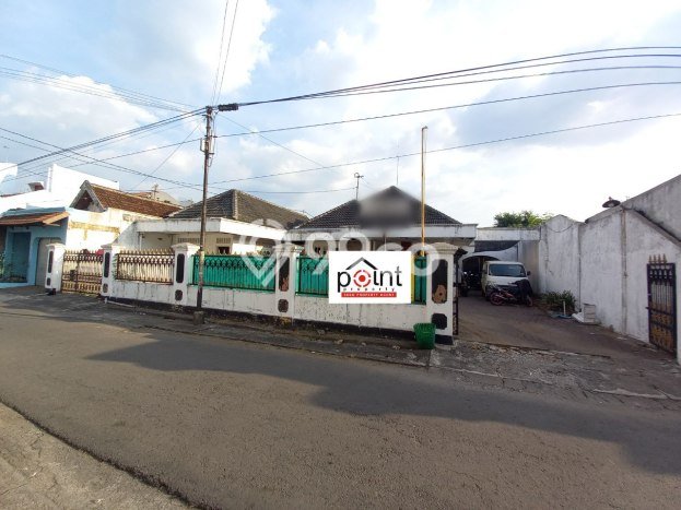 Hot Offer Hunian Premium Ideal dan Luas di Banjarsari, Solo Hot Offer Hunian Premium Ideal dan Luas di Banjarsari, Solo