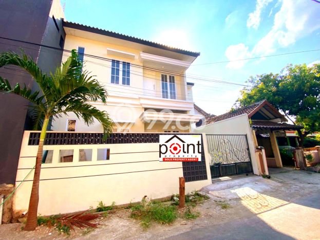 Dijual Rumah 4 Kamar Lokasi Ideal Bagus dan Strategis di Laweyan Dijual Rumah 4 Kamar Lokasi Ideal Bagus dan Strategis di Laweyan