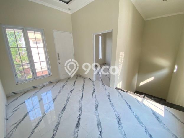 Dijual Rumah 4 Kamar Lokasi Ideal Bagus dan Strategis di Laweyan Dijual Rumah 4 Kamar Lokasi Ideal Bagus dan Strategis di Laweyan
