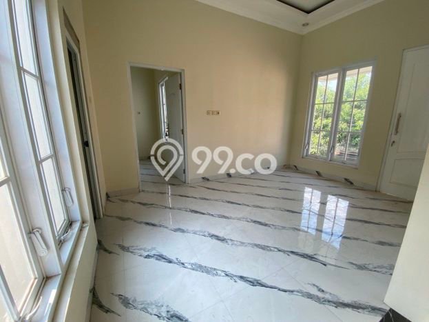 Dijual Rumah 4 Kamar Lokasi Ideal Bagus dan Strategis di Laweyan Dijual Rumah 4 Kamar Lokasi Ideal Bagus dan Strategis di Laweyan