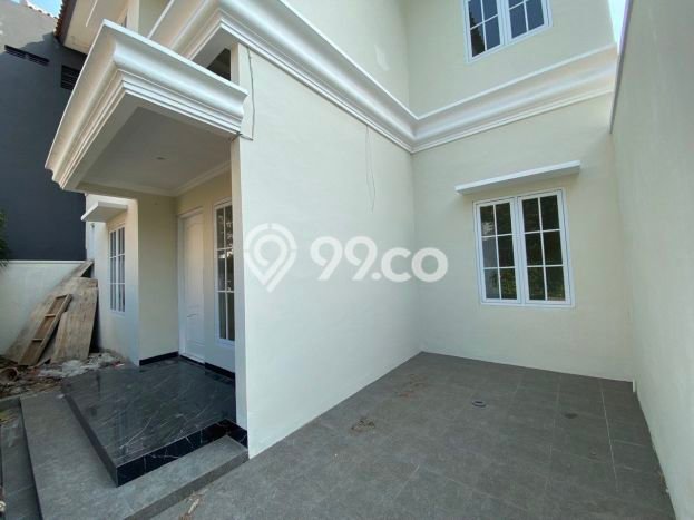 Dijual Rumah 4 Kamar Lokasi Ideal Bagus dan Strategis di Laweyan Dijual Rumah 4 Kamar Lokasi Ideal Bagus dan Strategis di Laweyan