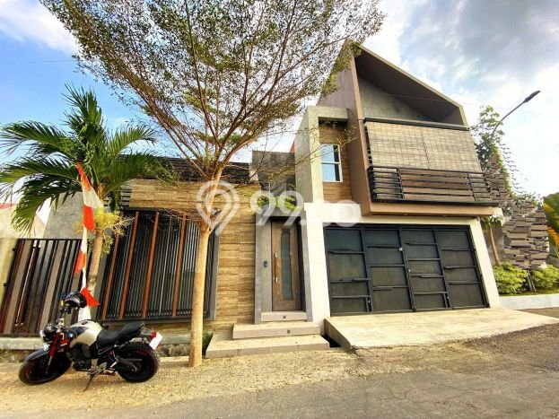 Jual Rumah Strategis Bagus Punya 3 KT di Solo Baru Solo SHM Jual Rumah Strategis Bagus Punya 3 KT di Solo Baru Solo SHM