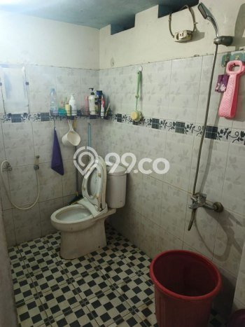 For Sale Rumah 5 Kamar Lokasi Ideal Nyaman dan Strategis di Serengan For Sale Rumah 5 Kamar Lokasi Ideal Nyaman dan Strategis di Serengan