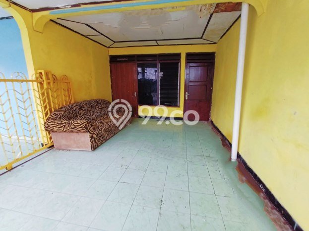Rumah Strategis Minimalis Lb 100m2 di Laweyan, Solo Rumah Strategis Minimalis Lb 100m2 di Laweyan, Solo