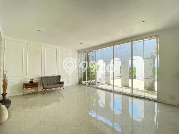 Area Ramai! Komersial Dijual di Bendosari untuk Bisnis Luas Bangunan 250m2 Area Ramai! Komersial Dijual di Bendosari untuk Bisnis Luas Bangunan 250m2