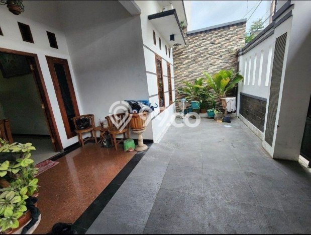 Rumah Mewah Siap Huni LT 185m2 di Jajar, Solo Rumah Mewah Siap Huni LT 185m2 di Jajar, Solo