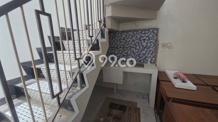 Aset Investasi! Kost Dijual di Jebres, Solo, 12 KT, 12 KM, Luas 210m2 Aset Investasi! Kost Dijual di Jebres, Solo, 12 KT, 12 KM, Luas 210m2