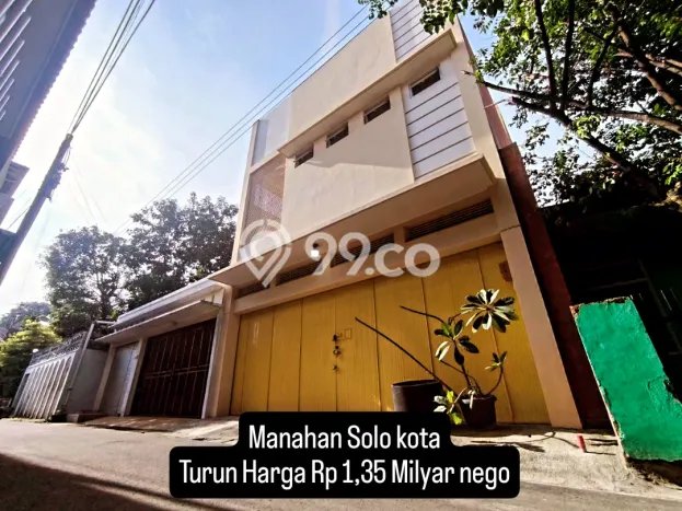 Rumah Nyaman 4 KT Luas Tanah 148m² di Manahan, Solo Rumah Nyaman 4 KT Luas Tanah 148m² di Manahan, Solo