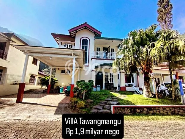 HARGA TERBAIK! Vila Kawasan Tawangmangu, Dimensi 240m2m², Lokasi Eksklusif dengan keamanan terjaga HARGA TERBAIK! Vila Kawasan Tawangmangu, Dimensi 240m2m², Lokasi Eksklusif dengan keamanan terjaga